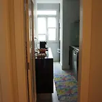 My In Διαμέρισμα *